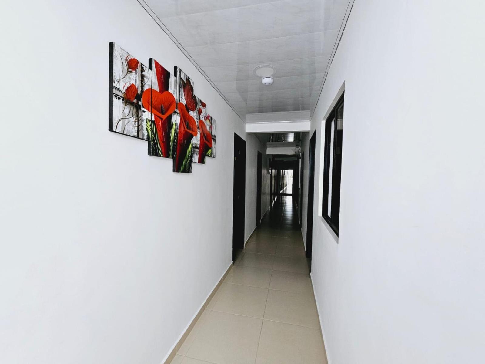 Hotel Big Ben Malaga Santander ภายนอก รูปภาพ